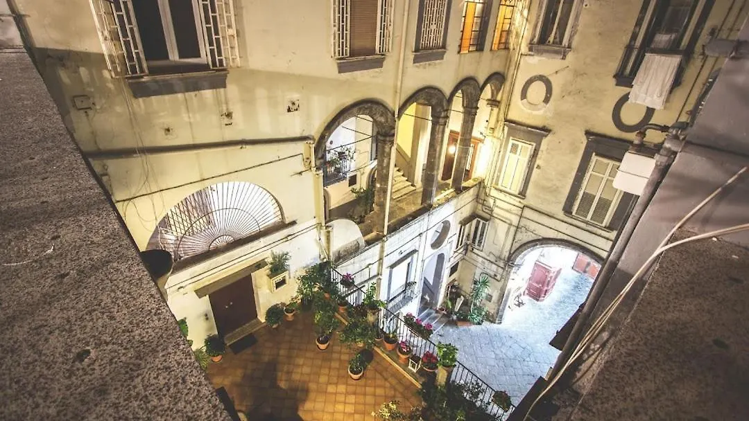 Casa Vacanze Nel Cuore Di Napoli 아파트