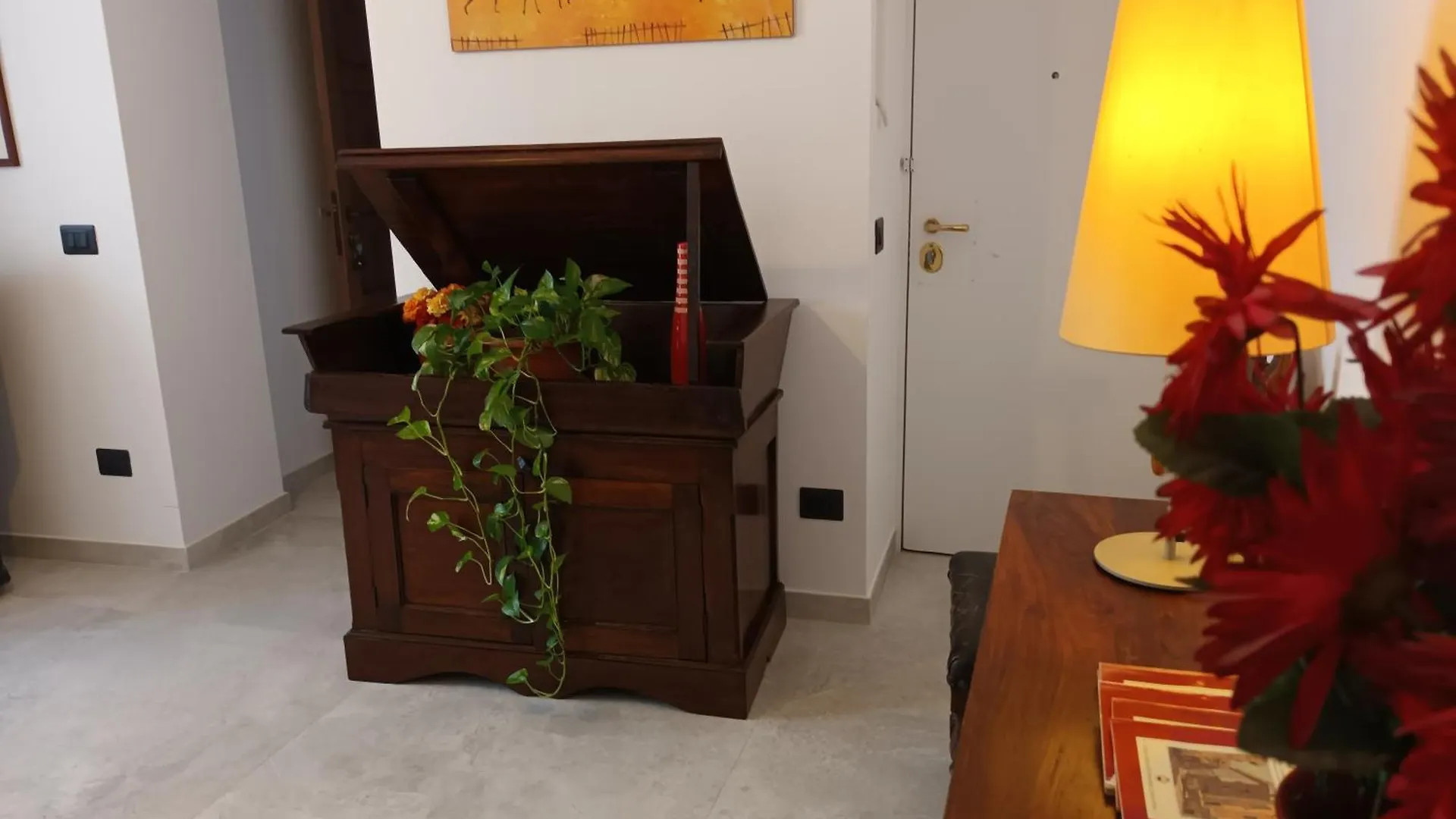 Casa Vacanze Nel Cuore Di Napoli Italy